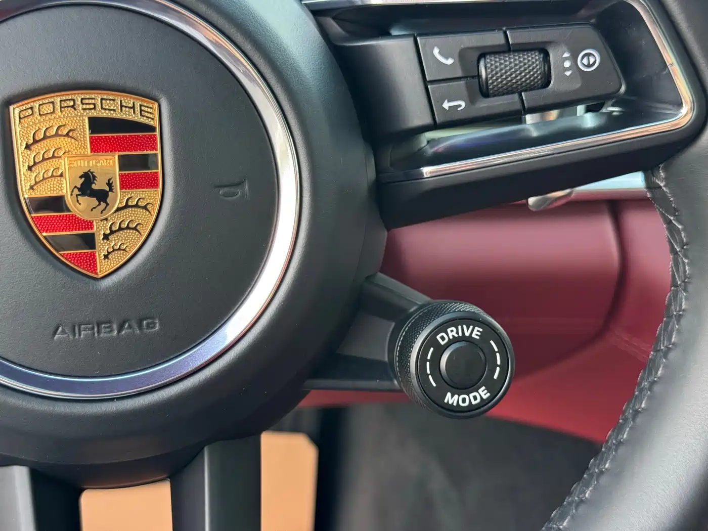 Фото 14 - Porsche Panamera