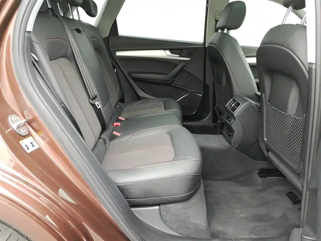 Audi Q5L 2018 40 TFSI Prestige Fashion (China V) фото 8