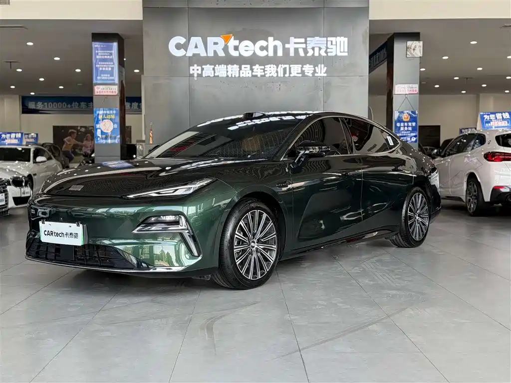 Geely Galaxy Galaxy Xingyao 8 2025 130km EM-P Starship Edition