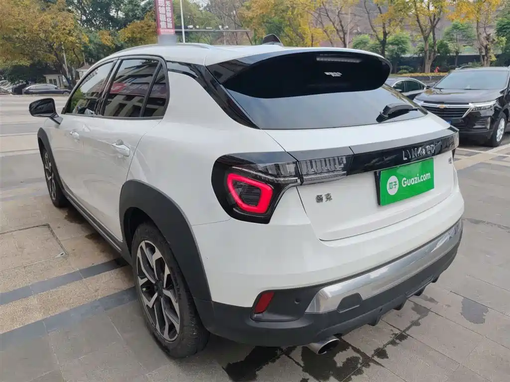 Lynk & Co 02 2018 1.5T DCT 2WD Power Pro Edition China V фото 23