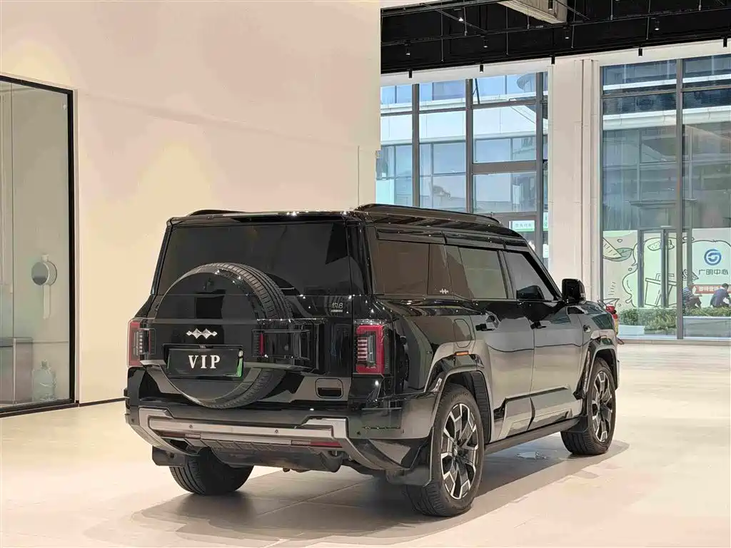Fang Cheng Bao Leopard 8 2025 2025 Zhiyong Flagship 6-Seater