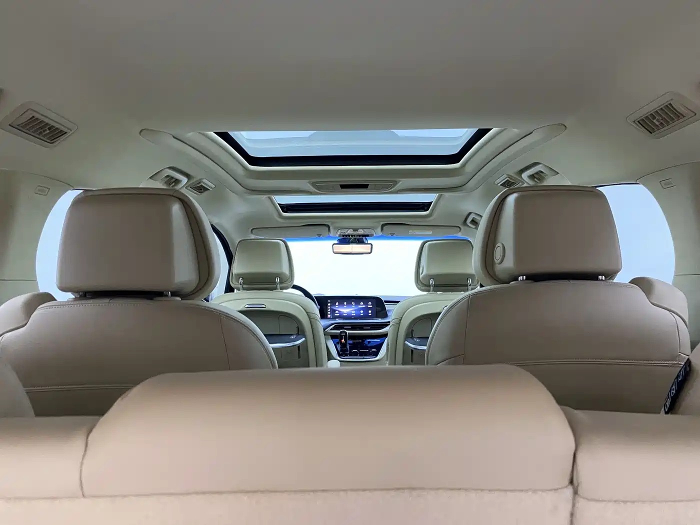 Buick GL8 2023 ES Landmaster Luxury фото 9