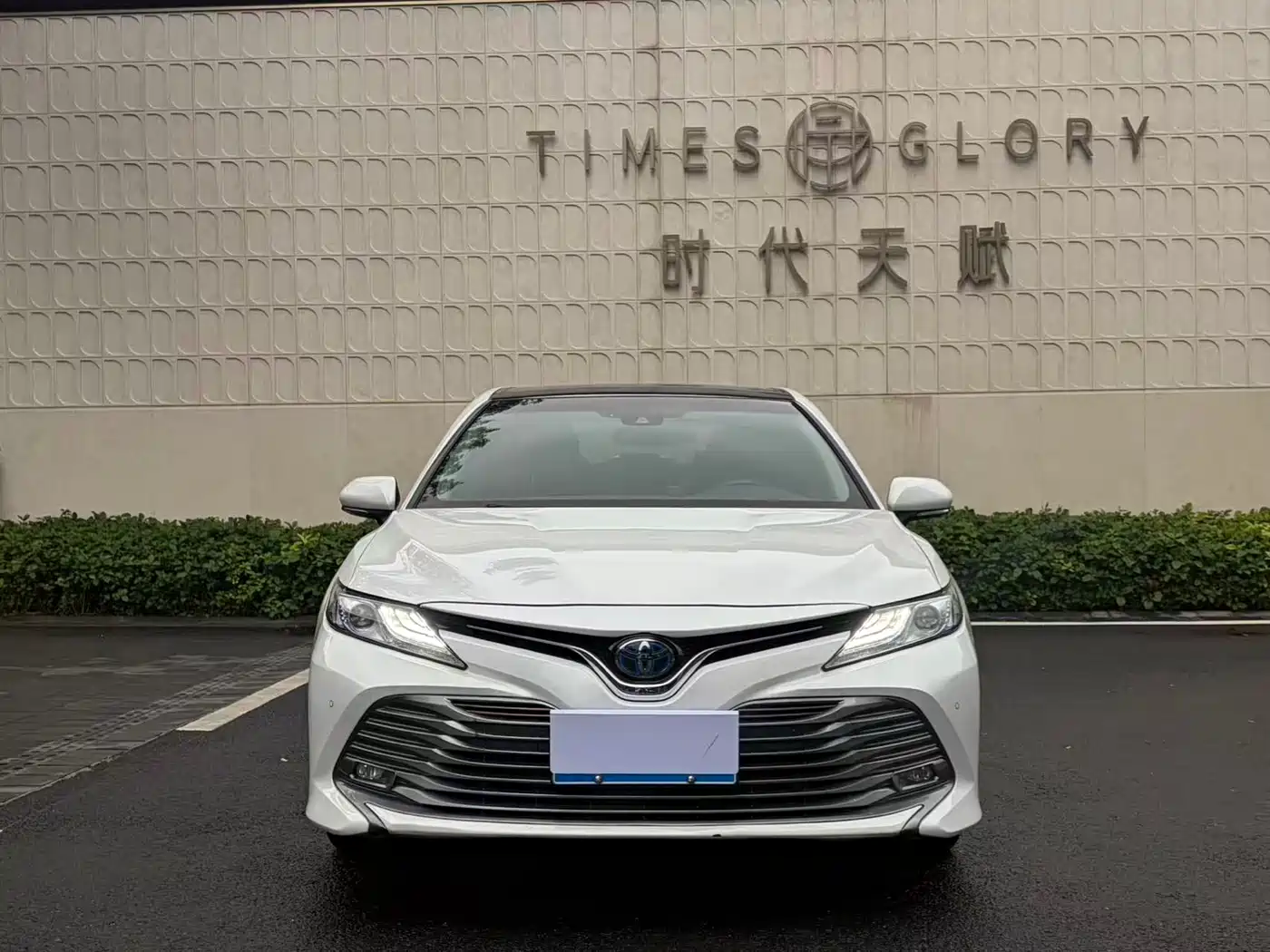 Toyota Camry 2019 Hybrid 2.5HG Luxury Edition China V фото 2