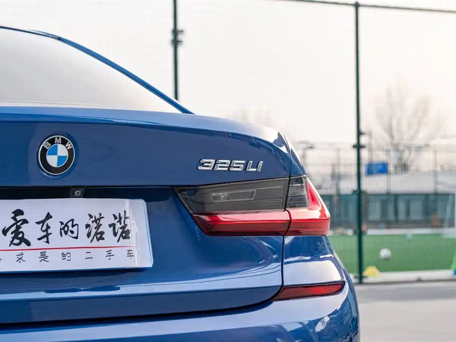 BMW 3 Series 2020 325i M Sport Package фото 17