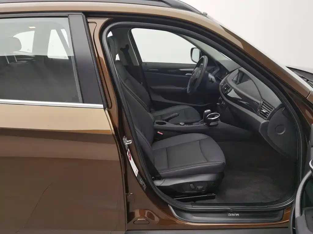 BMW X1 (Import) 2013 2010 sDrive18i Luxury Model