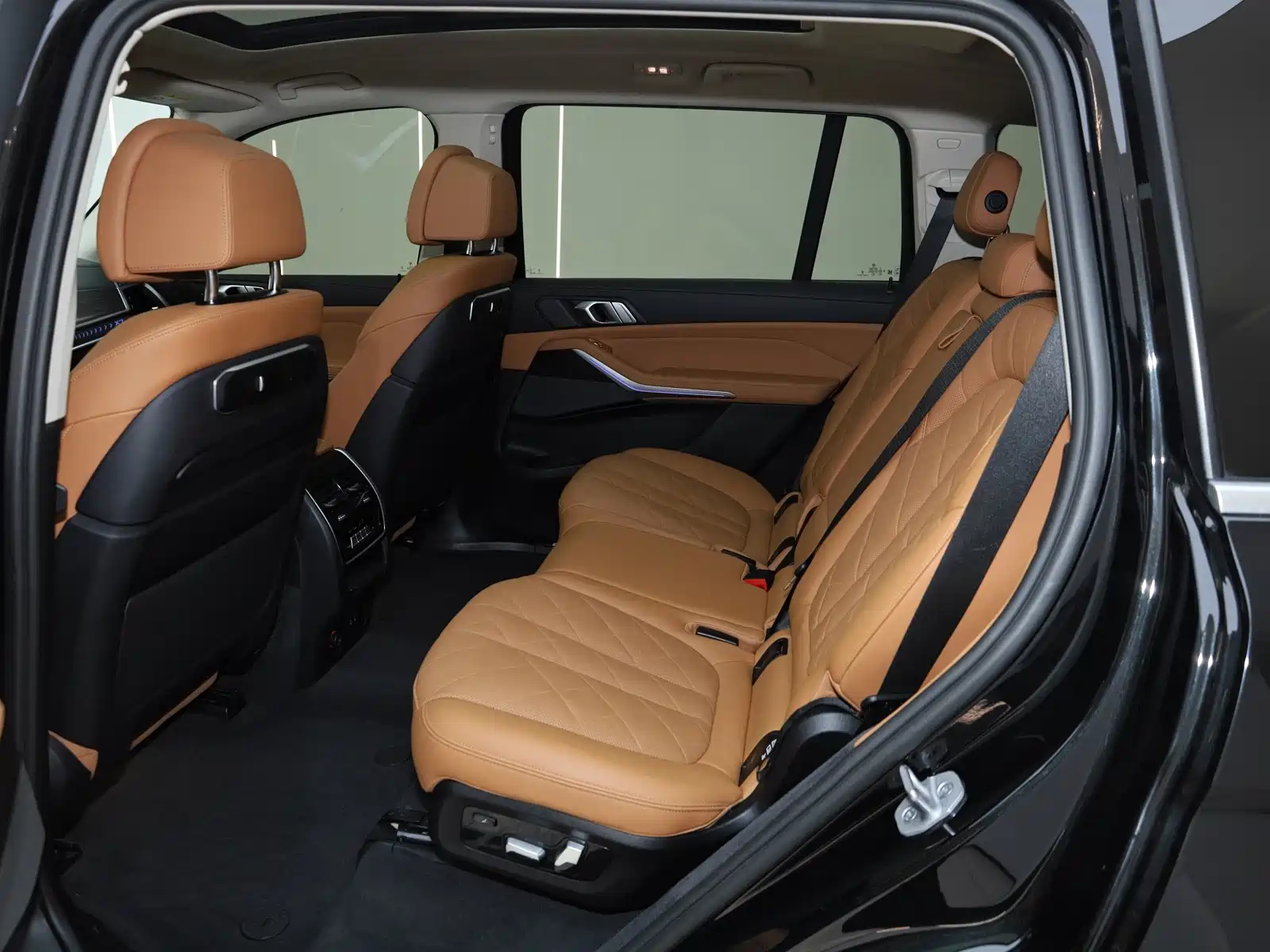 صورة 15 - BMW X7