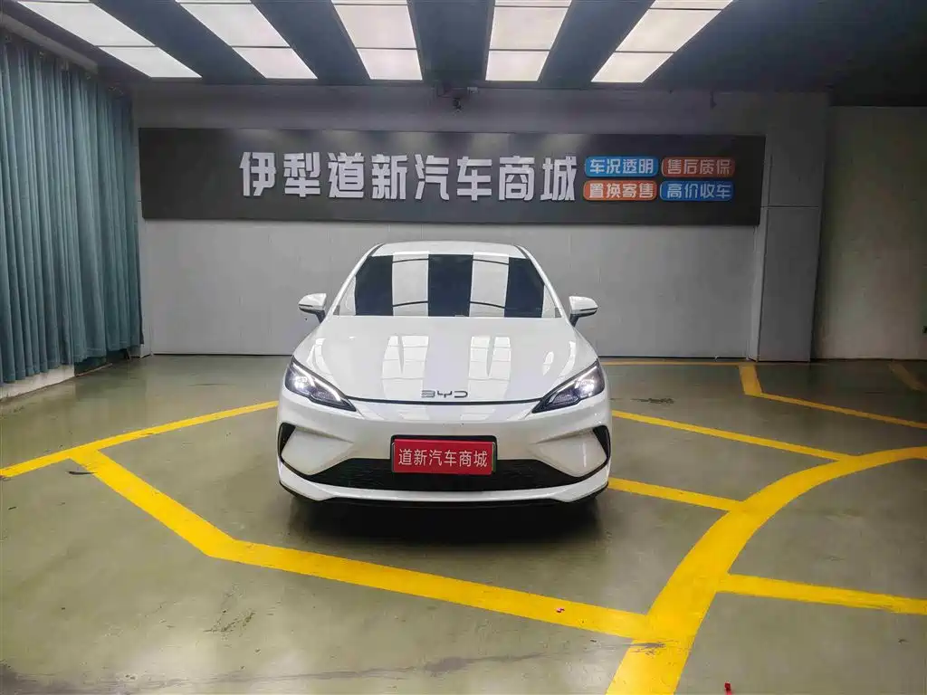 BYD Hai Bao 05 DM-i 2025 DM-i Smart Drive Edition 55KM Luxury фото 2