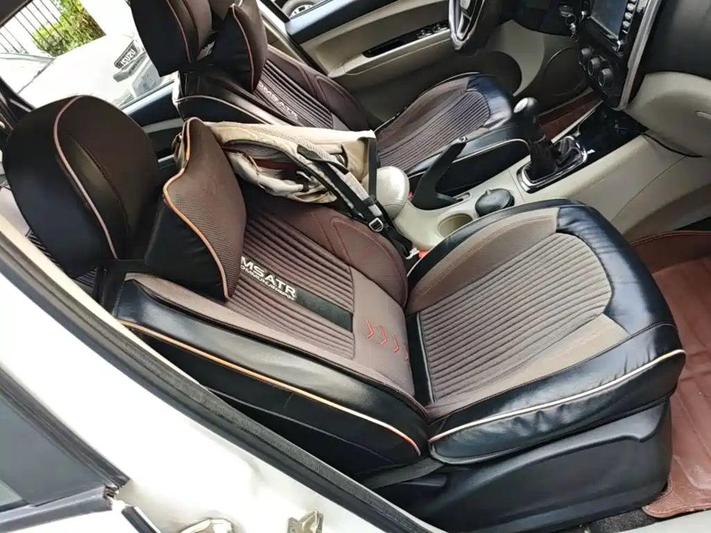 Dongfeng Fengxing Joyear X3 2016 2016 1.5L Comfort