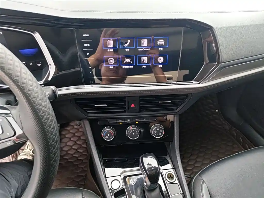 Volkswagen Sagitar 2021 280TSI DSG Comfort Smart Connect Edition фото 13