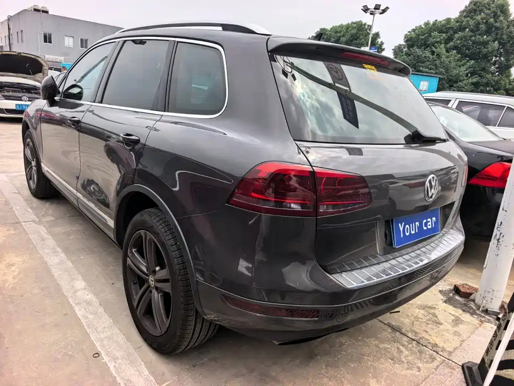 Photo 4 - Volkswagen Touareg