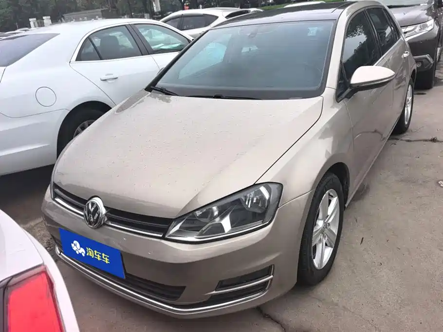 Volkswagen Golf 2015 1.4TSI Automatic Luxury фото 2