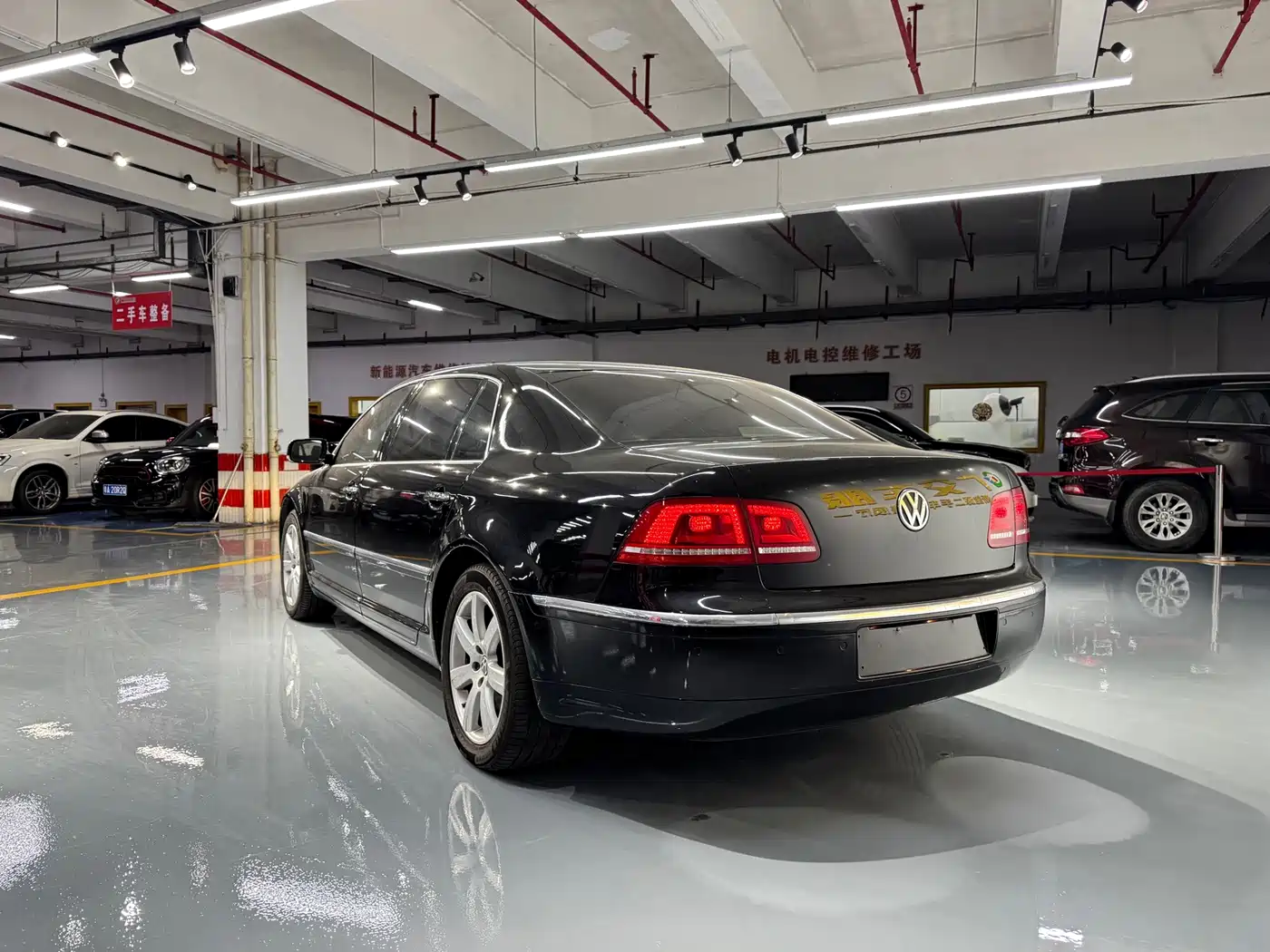Volkswagen Phaeton 2011 2011 3.6L V6 5-Seater Extended Comfort