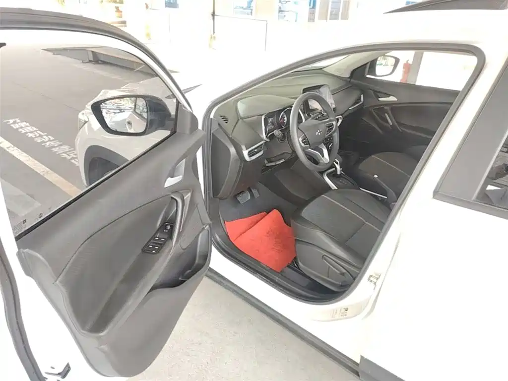 Chevrolet Trax 2019 Redline 335T CVT Extreme Edition (China VI) фото 16