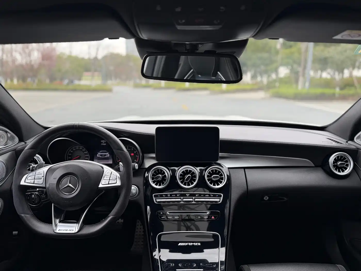 Mercedes-Benz C-Class AMG 2015 AMG C 63 фото 7
