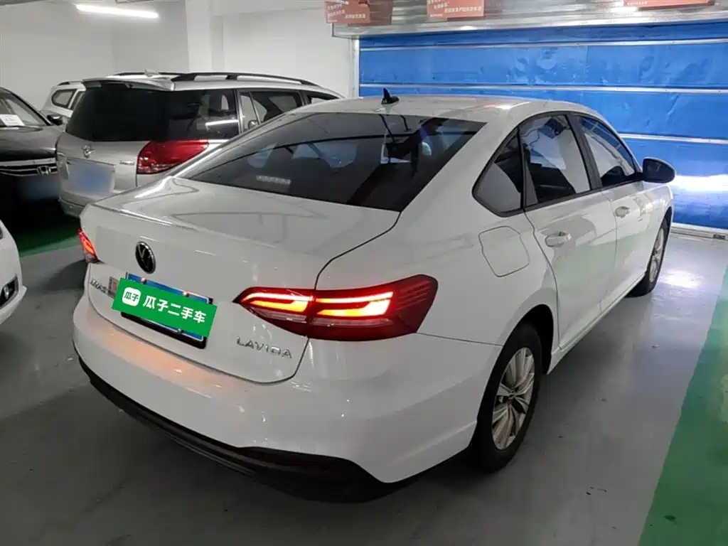 Volkswagen Lavida 2023 Facelift 1.5L Auto Comfort Edition фото 7