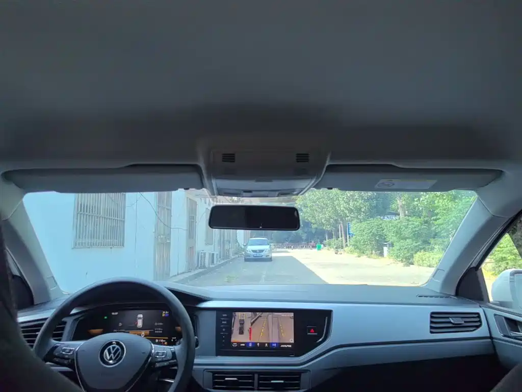 Volkswagen Polo 2023 Facelift Plus 1.5L Auto Joyful Living Edition фото 14