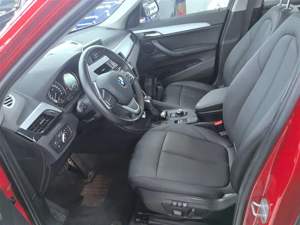 BMW X1 2019 sDrive18Li Fashion Model фото 7
