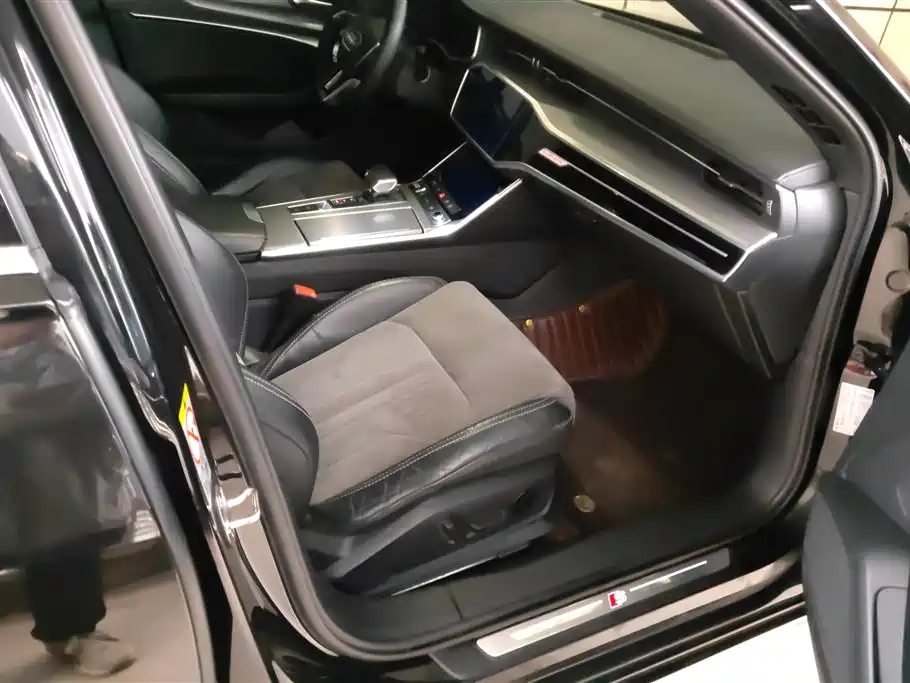Audi A6L 2022 45 TFSI quattro Premium Dynamic фото 8