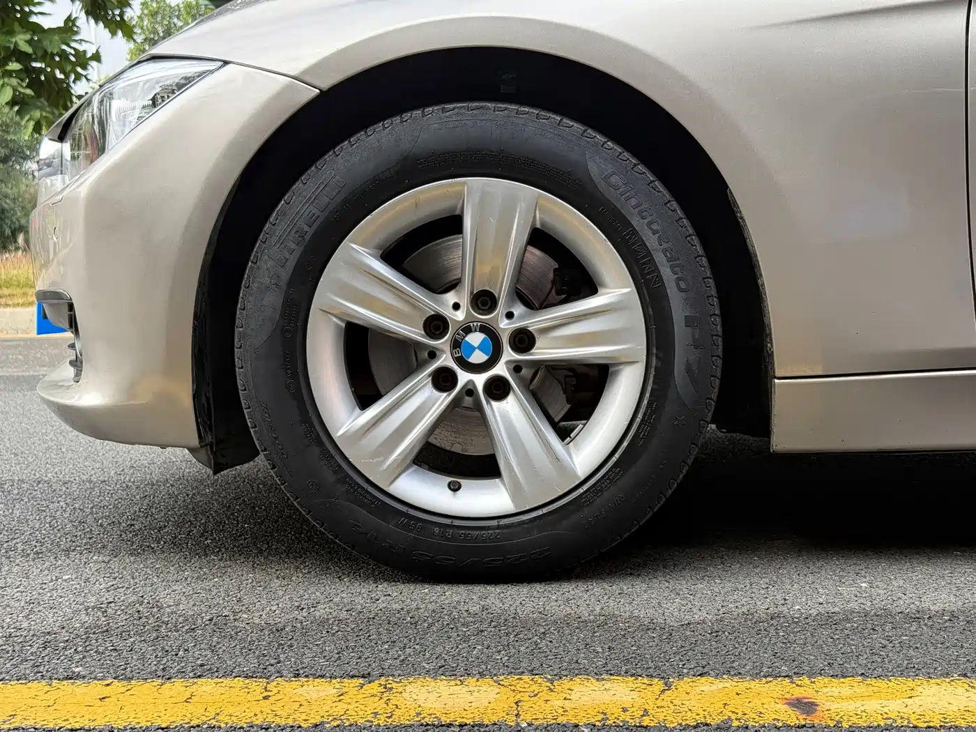 Фото 17 - BMW 3 Series