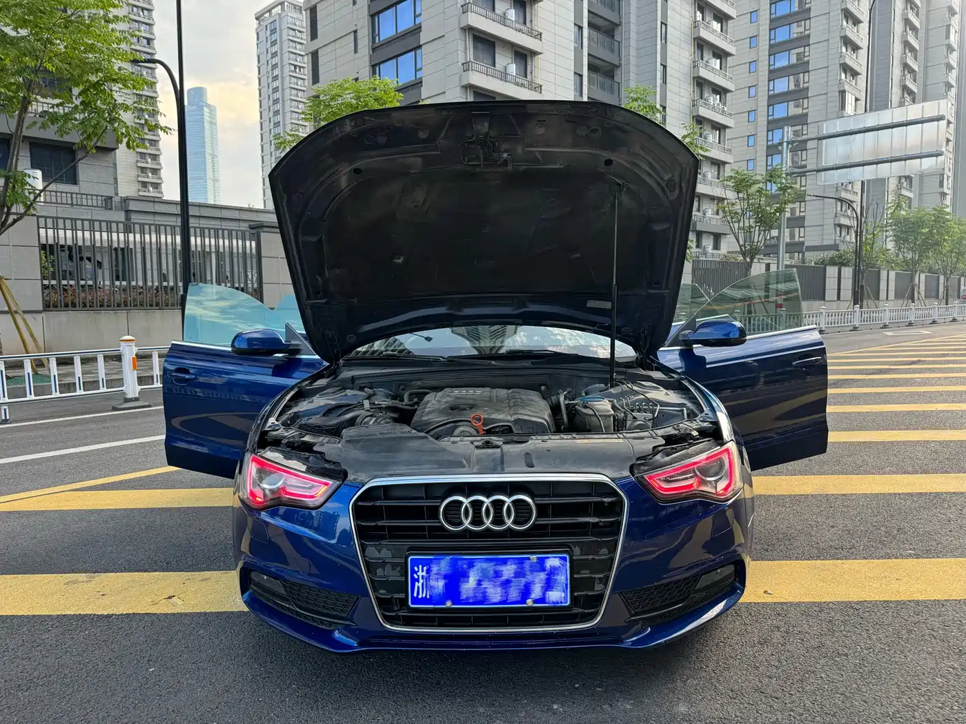 Audi A5 (Import) 2012 2.0TFSI Sportback фото 8