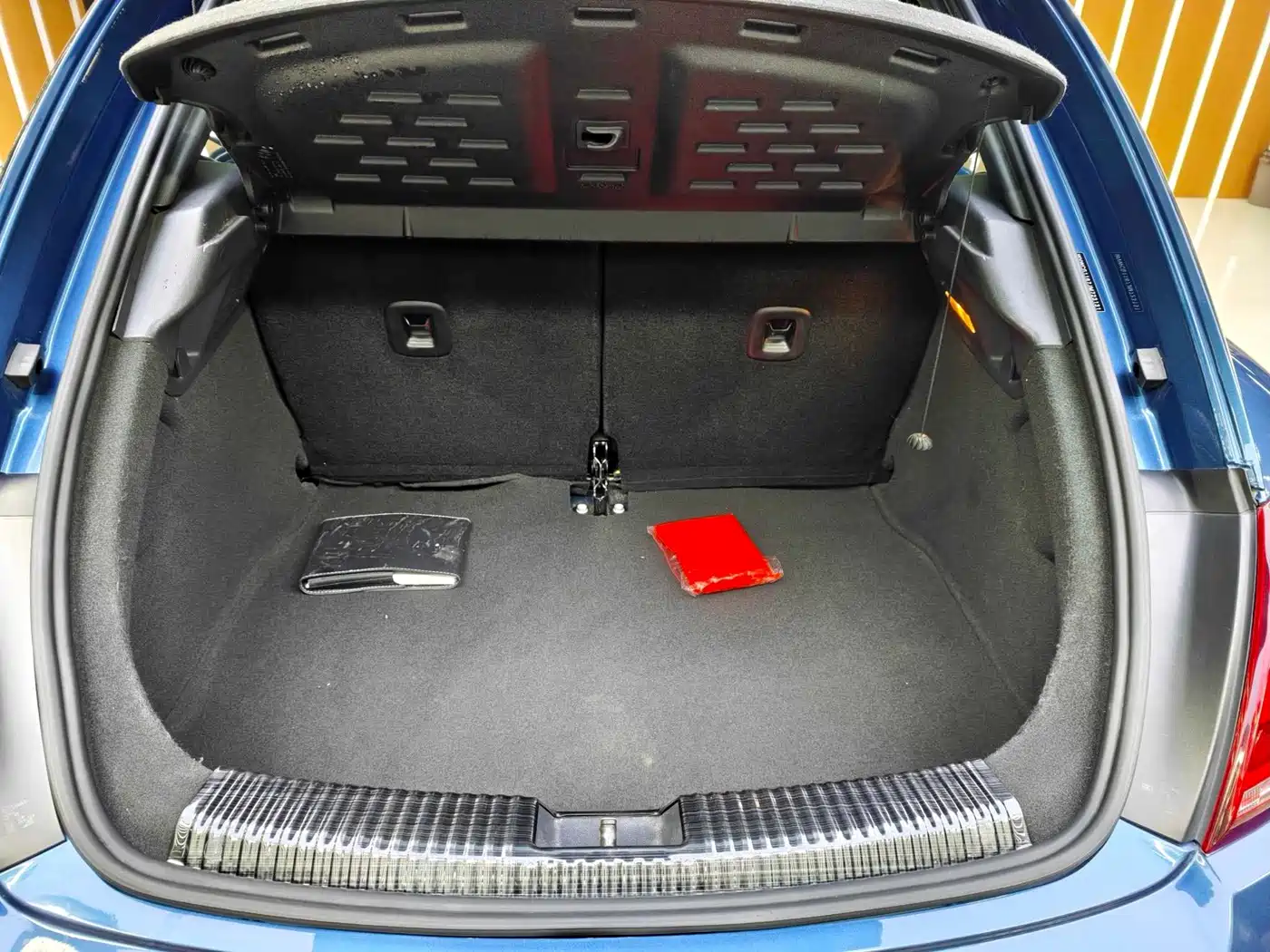 Volkswagen Beetle 2019 2018 180TSI Easy Joy Edition