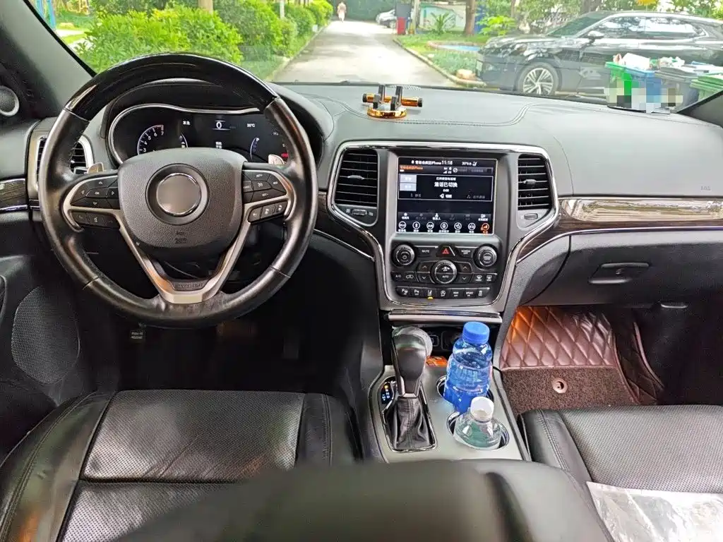 Jeep Grand Cherokee (Import) 2019 2017 3.6L Luxury Navigation Edition