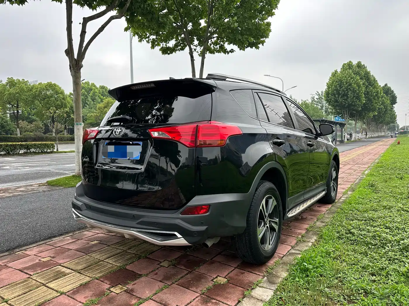Toyota RAV4 Rongfang 2015 2.0L CVT 2WD Trend Edition фото 4