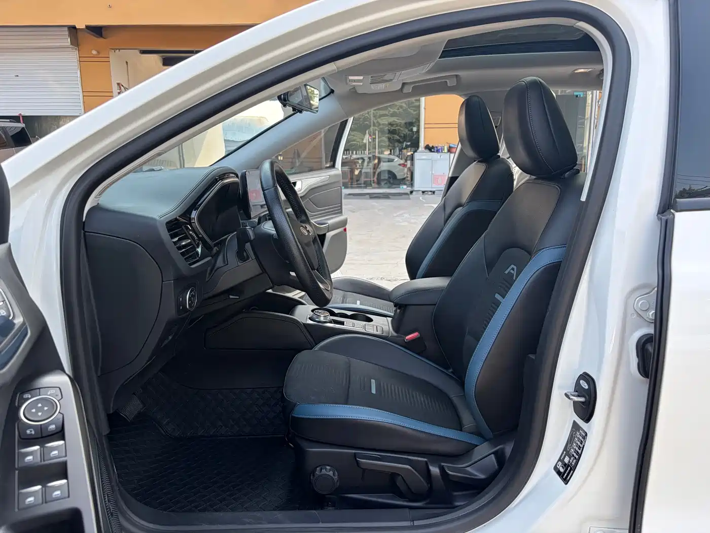 Ford Focus 2022 2021 Shooting Brake EcoBoost 180 Auto Hunter