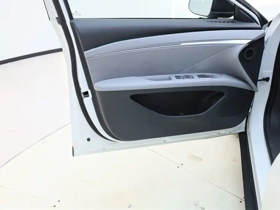 XPeng MONA M03 2025 600 Ultra Long Range Max фото 26
