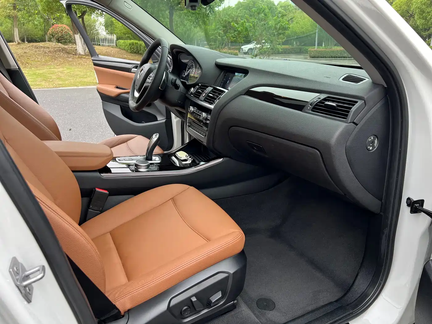 BMW X4 2014 xDrive20i X Design Package фото 13