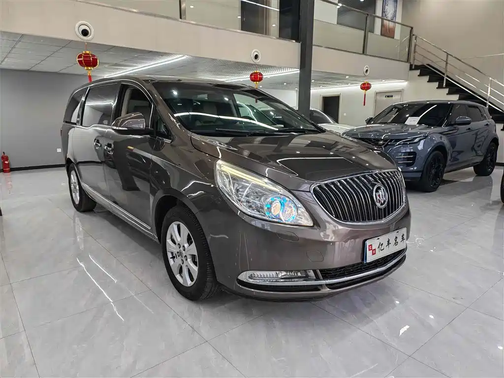 Buick GL8 2014 3.0L GT Luxury Business Elegance фото 3