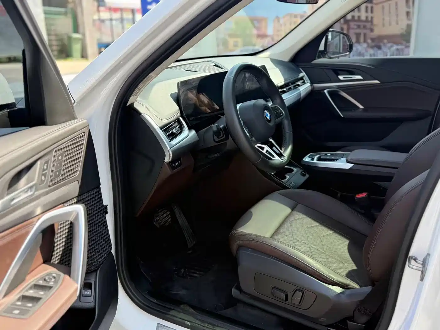 BMW X1 2023 sDrive25Li M Sport Package фото 4