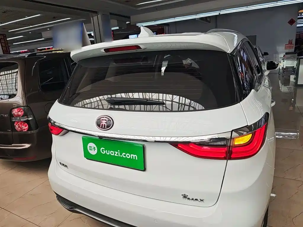 BYD Song MAX 2017 1.5T Auto Smart Elite 7-Seater фото 6