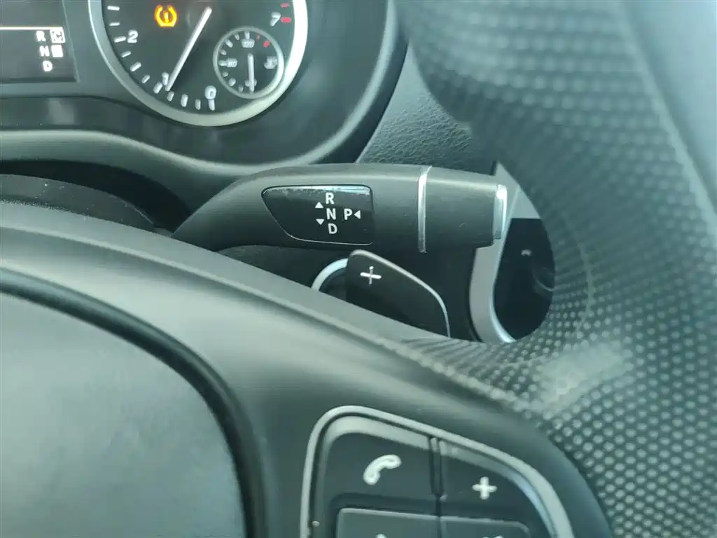 Mercedes-Benz Vito 2021 2.0T Elite 7-Seater фото 6