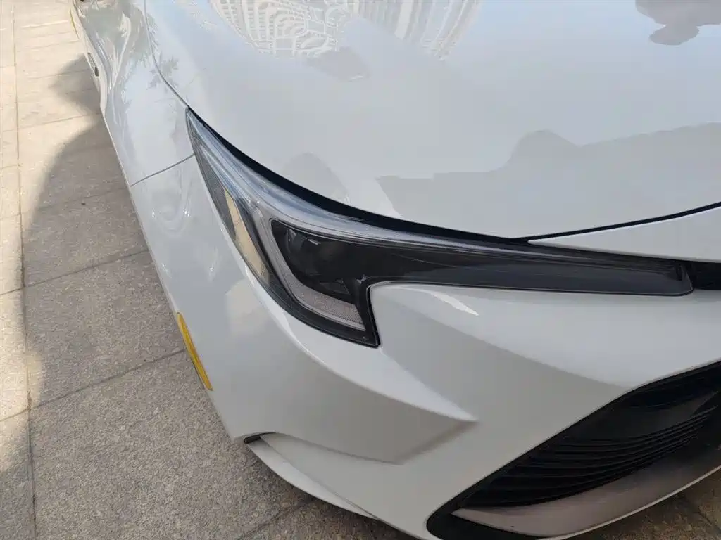 Toyota Levin 2023 Smart Hybrid 1.8L Luxury фото 8