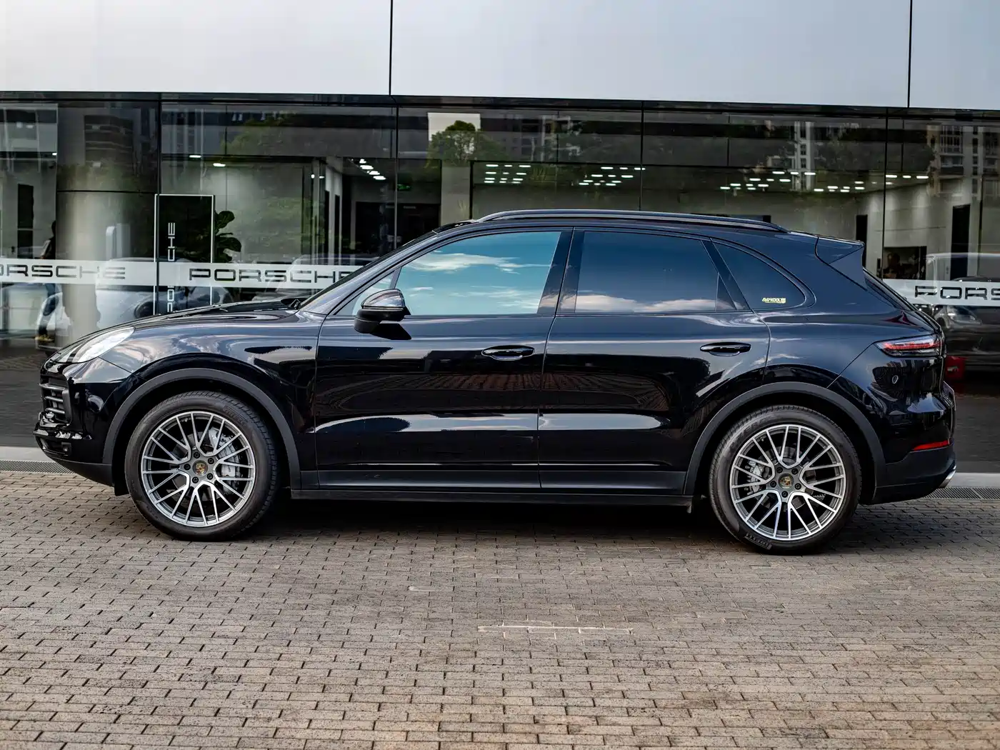 Porsche Cayenne 2022 Cayenne 3.0T Platinum Edition фото 2