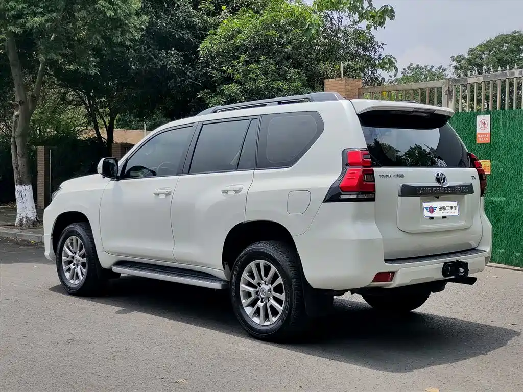 Toyota Prado 2018 3.5L Auto TX фото 4
