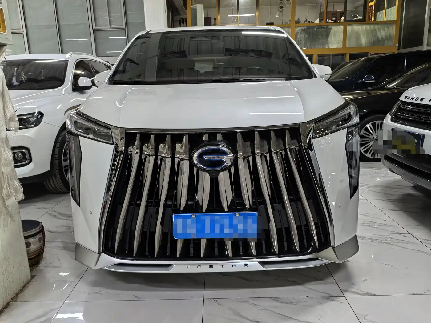GAC Trumpchi Trumpchi M8 2023 Model Master Series Hybrid Royal Edition фото 2