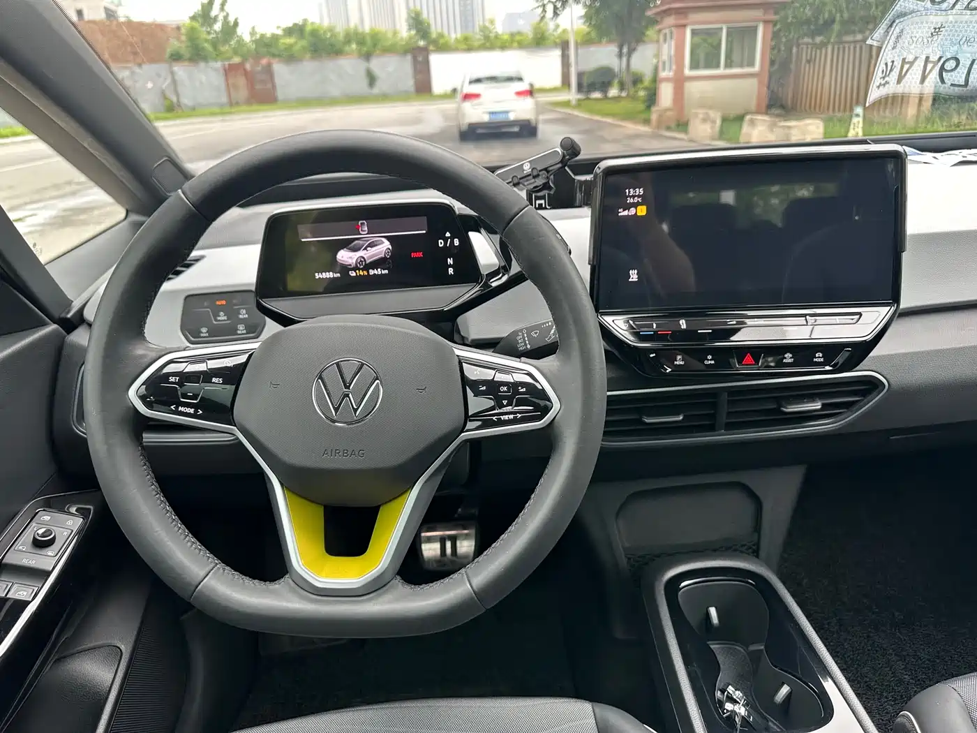 Volkswagen ID.3 2023 Pure Smart Edition фото 8