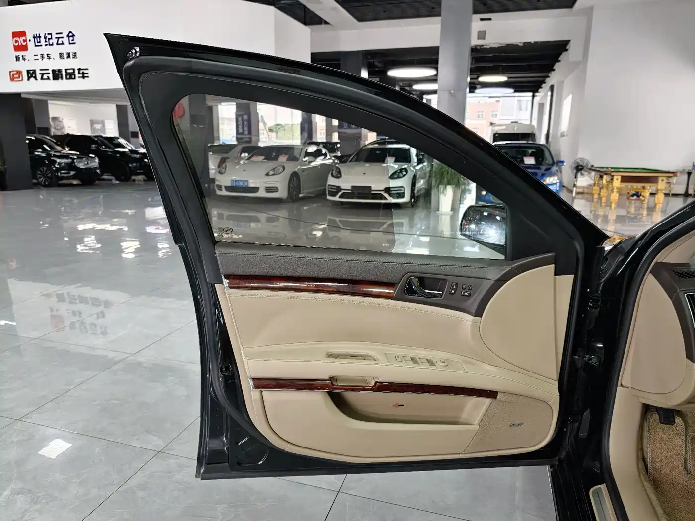 Cadillac SLS 2013 2012 2.0T Comfort