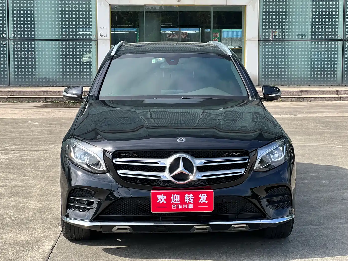 Mercedes-Benz GLC 2018 GLC 260 4MATIC Dynamic фото 2