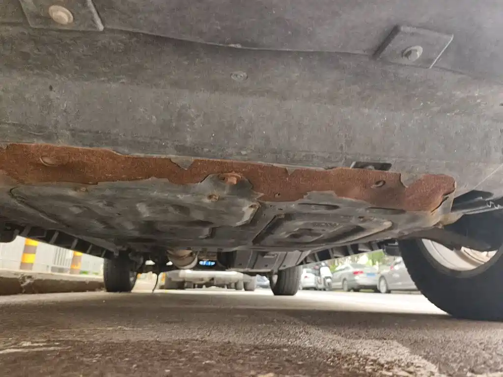 Haval M6 2021 PLUS 1.5T DCT Luxury Smart Connect фото 25