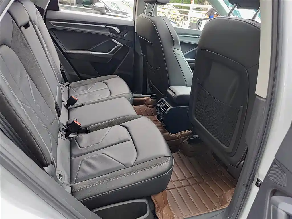 Audi Q3 Sportback 2022 40 TFSI Fashion фото 11