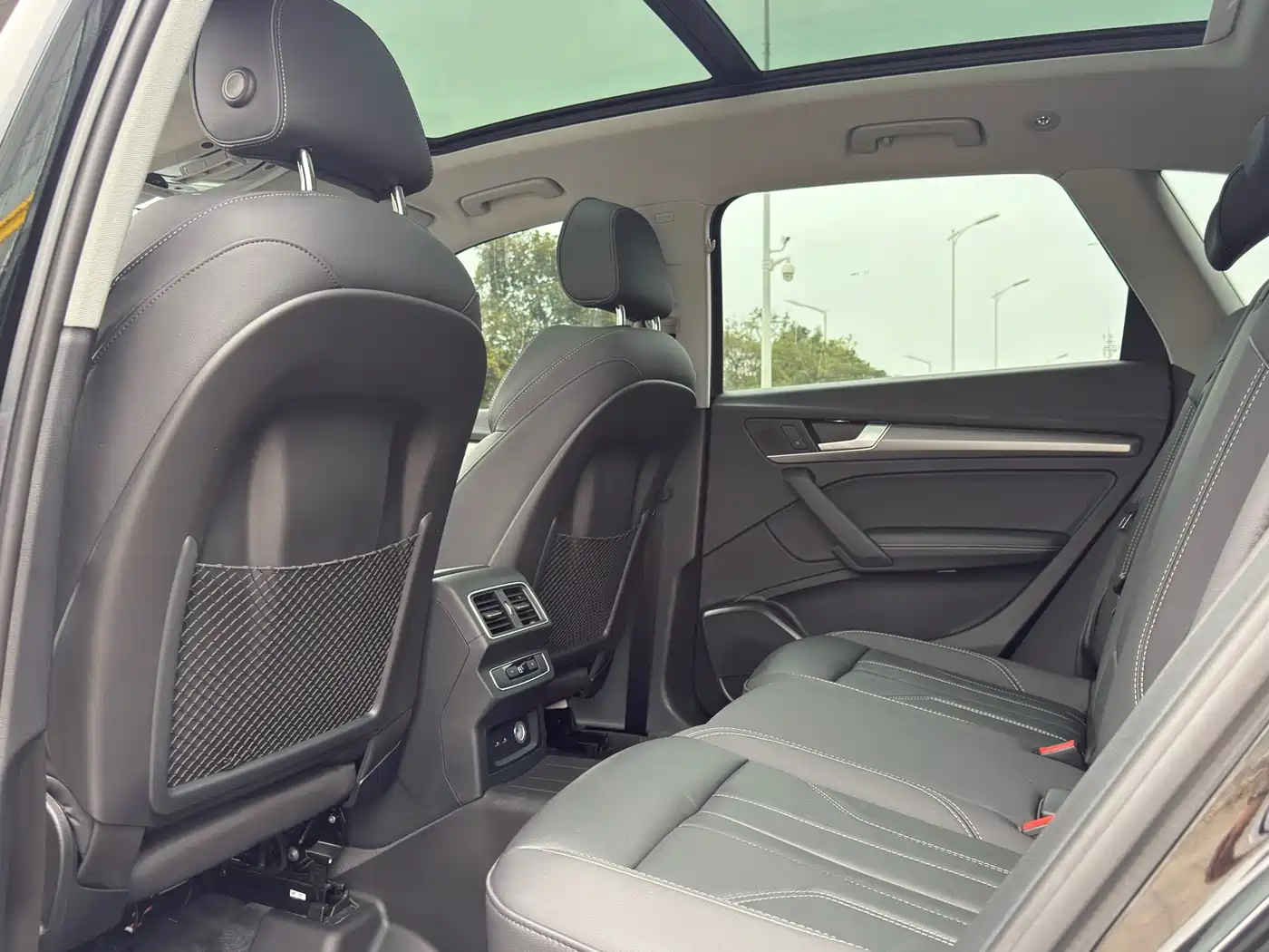 Audi Q5L 2022 40T Luxury Dynamic фото 9