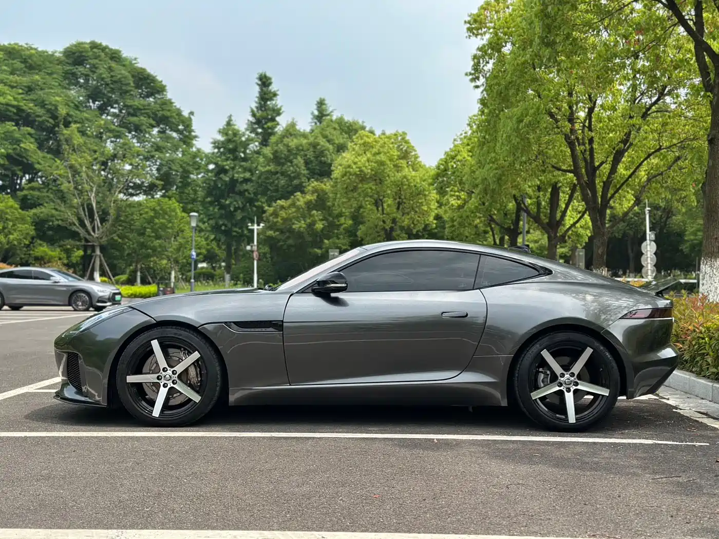 Jaguar F-TYPE 2016 3.0 SC Hardtop фото 3