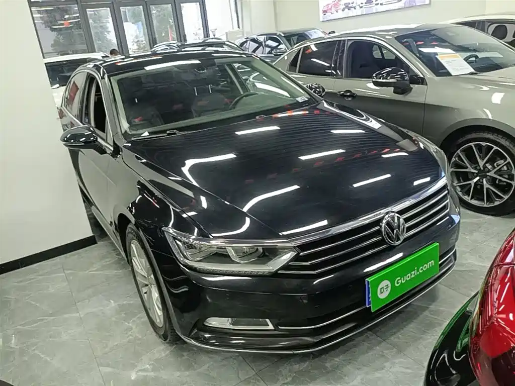 Volkswagen Magotan 2018 Facelift 380TSI DSG Luxury фото 4