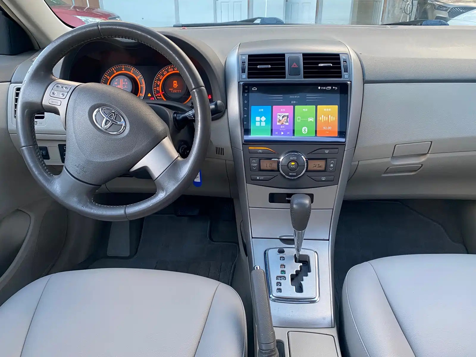 Фото 5 - Toyota Corolla