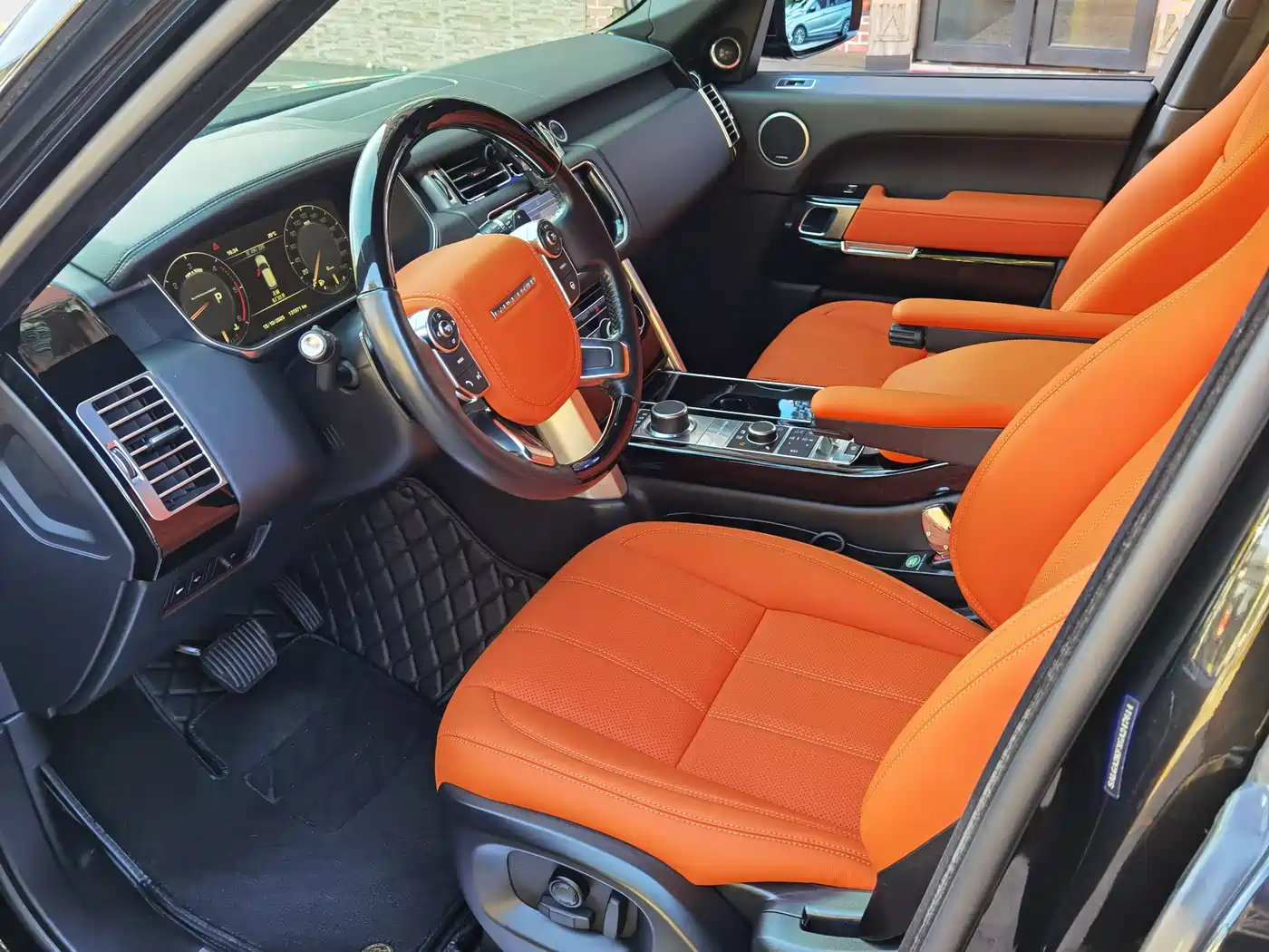 Land Rover Range Rover 2015 3.0 TDV6 Vogue фото 7