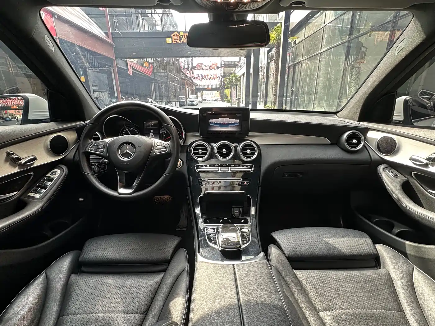 Mercedes-Benz GLC 2019 Model GLC 200 L 4MATIC фото 11