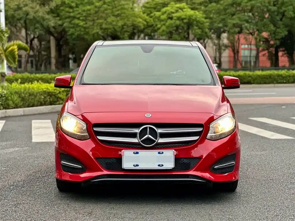 Mercedes-Benz B-Class 2019 B 200 Fashion фото 2